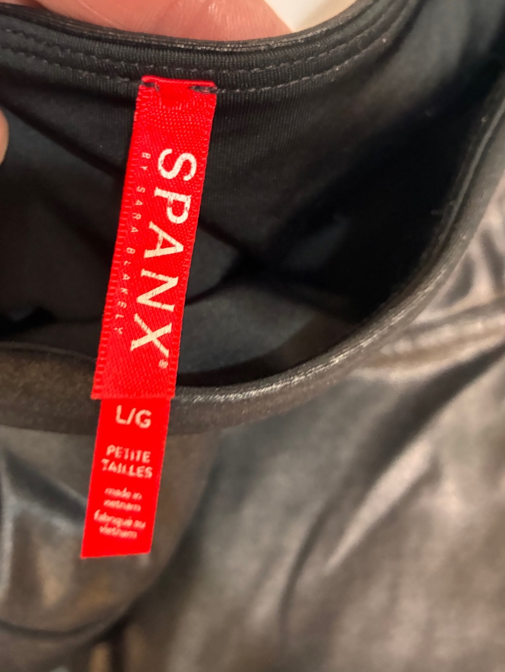 Spanx Faux Leather Black High-Waist Leggings size Petite Large - Picture 3 of 7